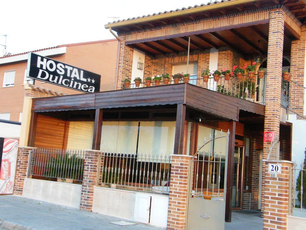 Esquivias Hostal Dulcinea מראה חיצוני תמונה