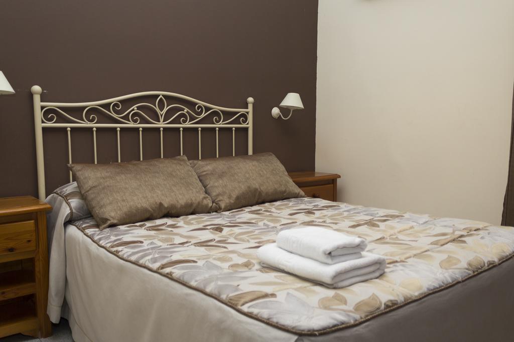 Esquivias Hostal Dulcinea מראה חיצוני תמונה